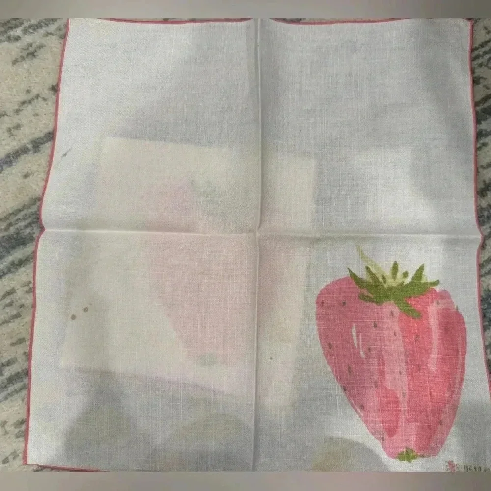 Vintage Vera Neumann Strawberry Napkin Set - 2 - Picture 2 of 4